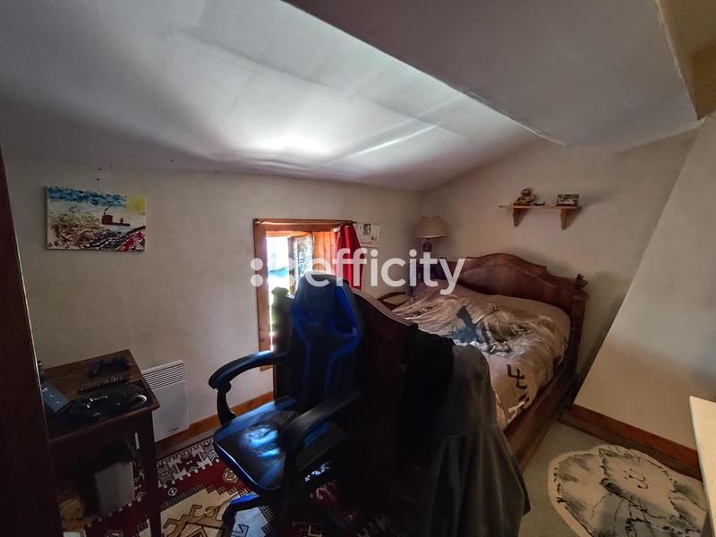 Maison - 114 m² - 6 pièces