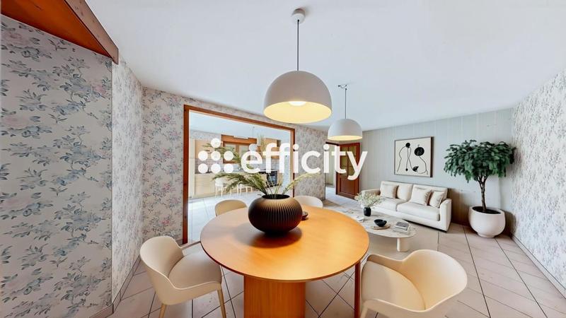 Appartement - 90 m² - 4 pièces