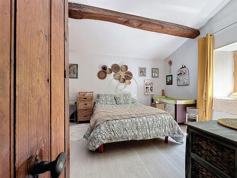 Maison - 148 m² - 5 pièces