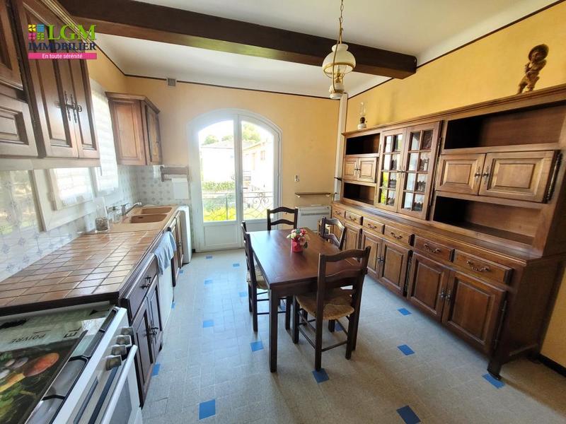 Maison - 234 m² - 9 pièces