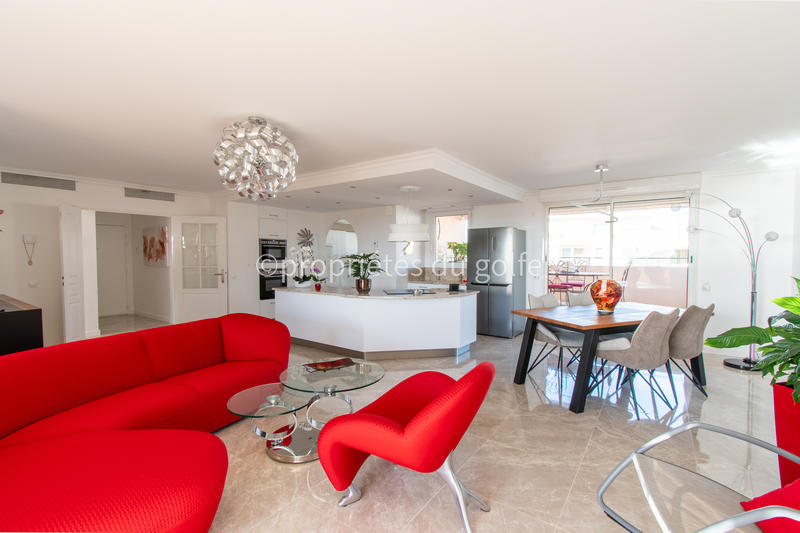 Appartement - 120 m² - 4 pièces