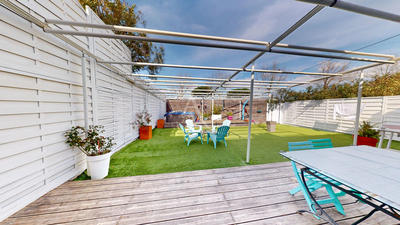 Maison - 161 m² - 5 pièces