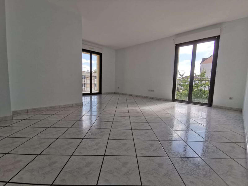 Appartement - 90 m² - 5 pièces