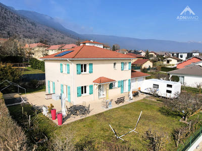 Maison - 176 m² - 5 pièces