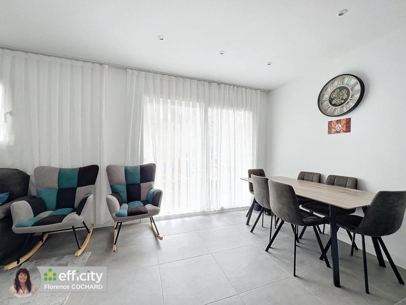 Maison - 90 m² - 4 pièces