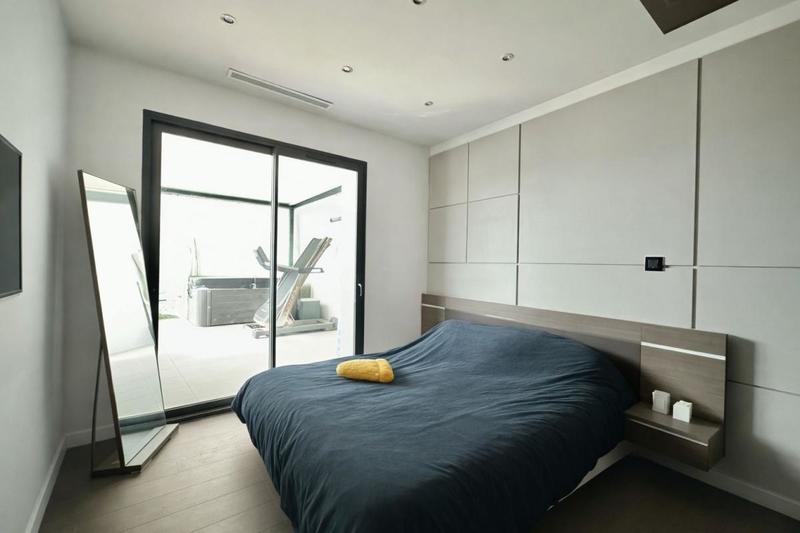 Villa - 156 m² - 6 pièces