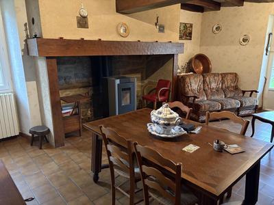 Maison - 197 m² - 7 pièces