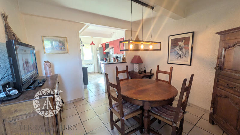 Maison de village - 137 m² - 5 pièces