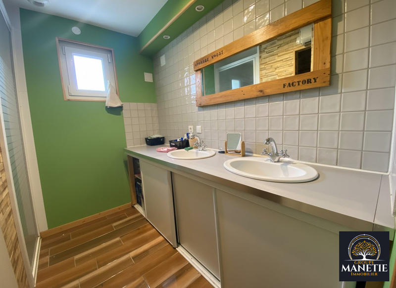 Maison - 123 m² - 7 pièces