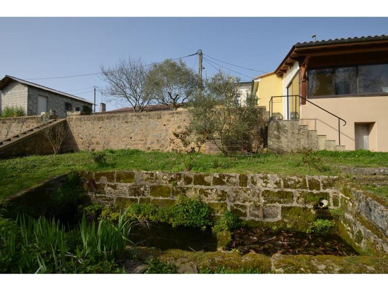 Maison - 97 m² - 5 pièces