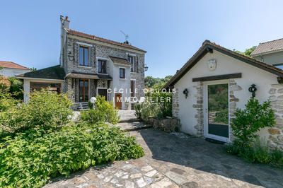 Maison ancienne - 272 m² - 9 pièces