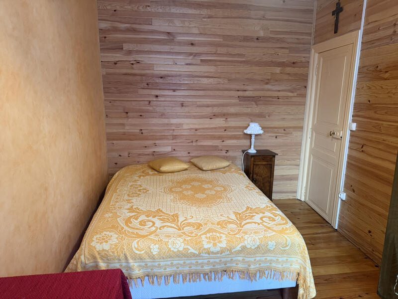 Maison - 101 m² - 8 pièces