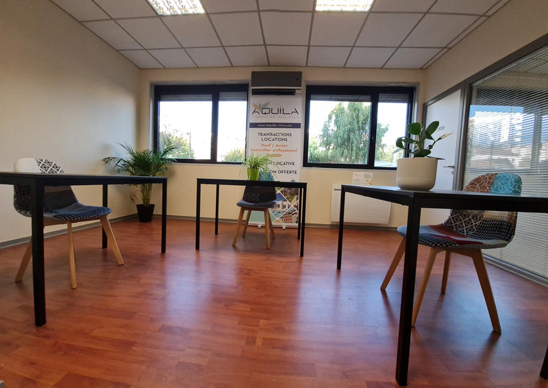 Local commercial - 147 m² - 6 pièces