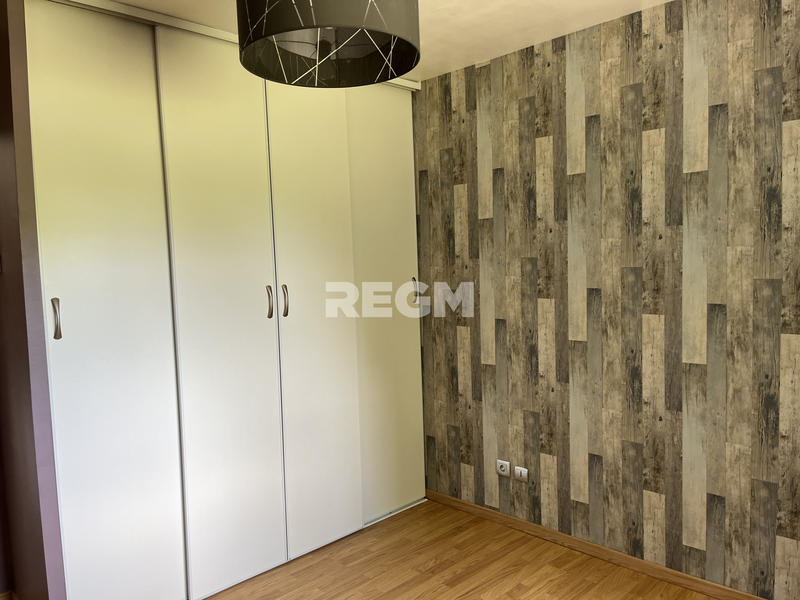 Maison - 215 m² - 8 pièces