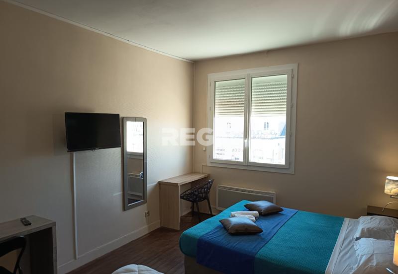 Local commercial - 645 m²