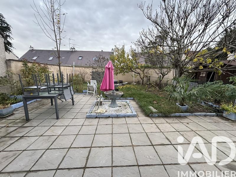 Maison - 142 m² - 8 pièces