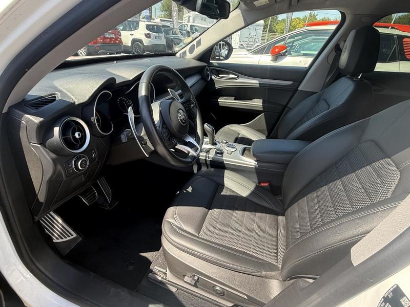 Alfa Romeo Stelvio 2.2 jtd 160 sprint at8