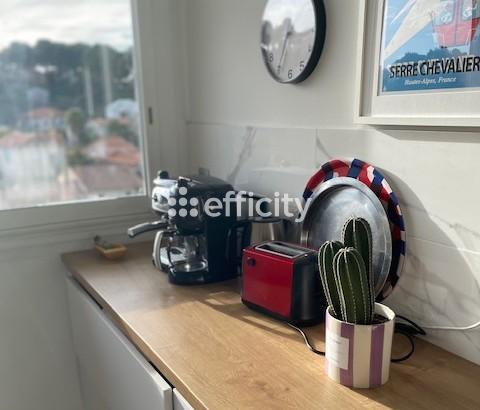 Appartement - 60 m² - 3 pièces