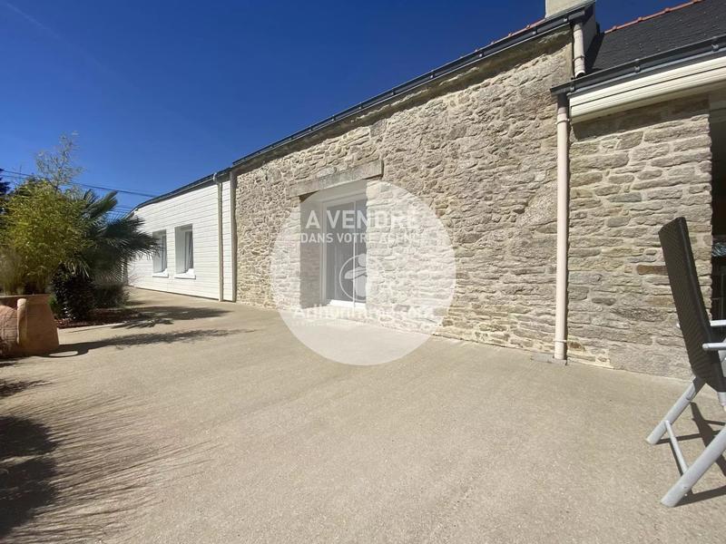 Maison - 160 m² - 8 pièces