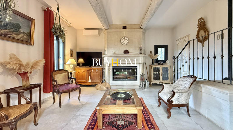 Maison - 180 m² - 5 pièces