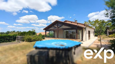 Maison - 102 m² - 4 pièces