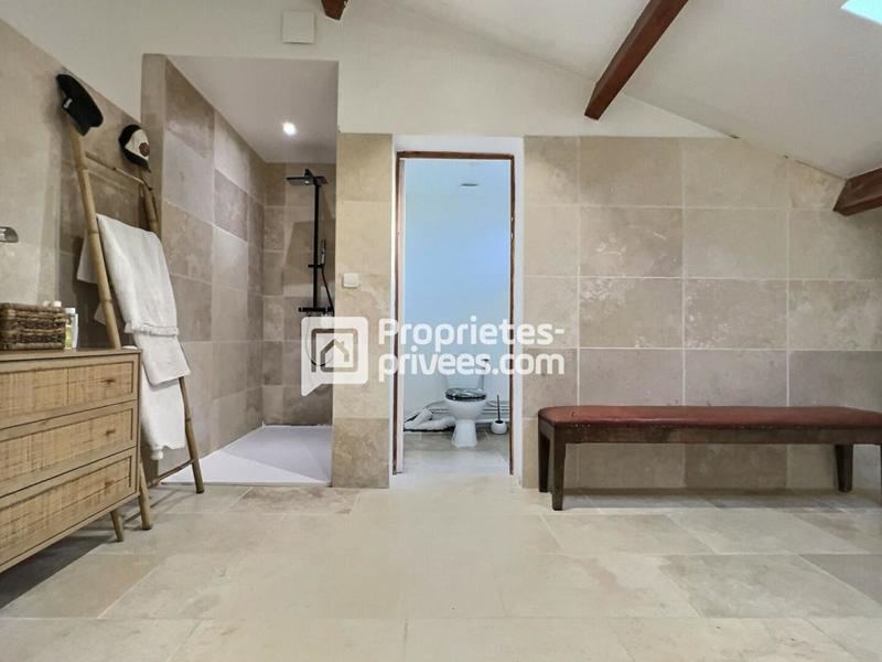 Maison - 308 m² - 9 pièces