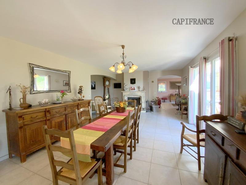 Maison - 192 m² - 7 pièces