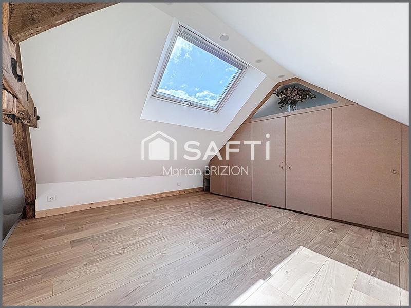 Villa - 219 m² - 8 pièces