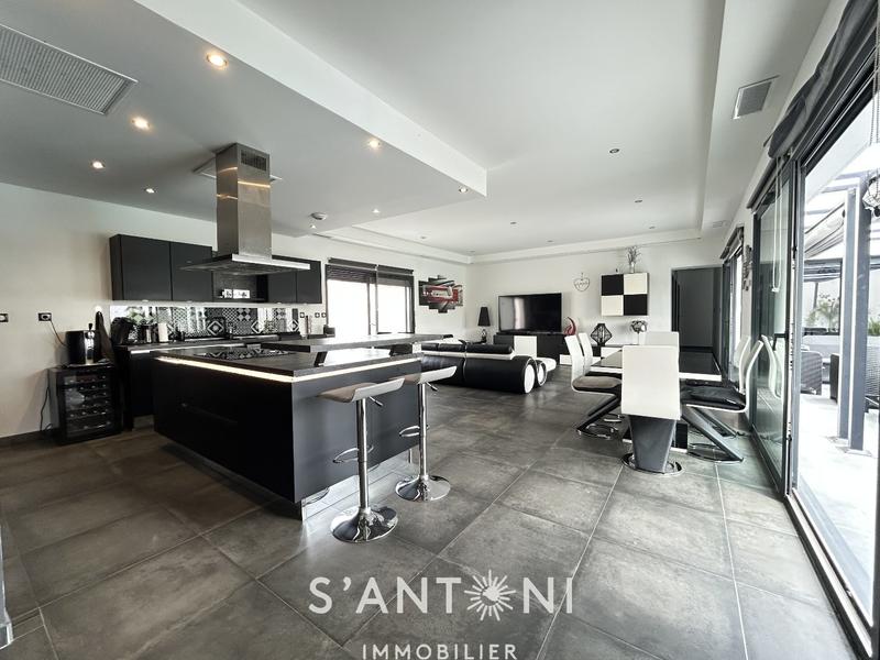 Maison - 142 m² - 5 pièces