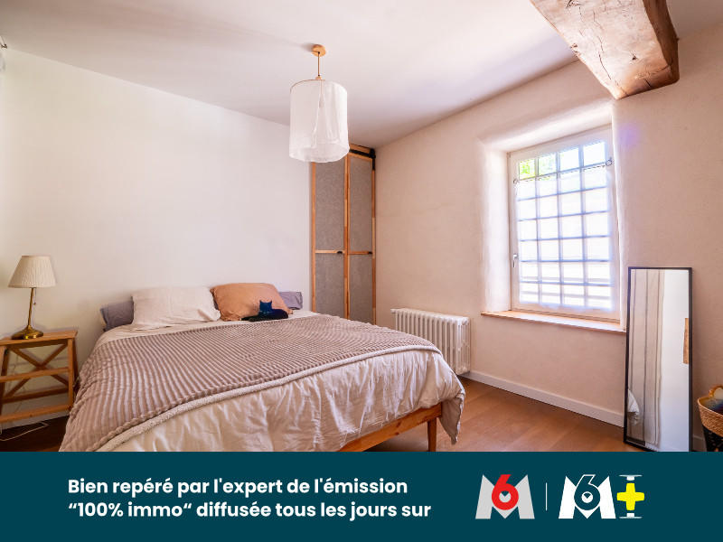 Maison - 456 m² - 16 pièces