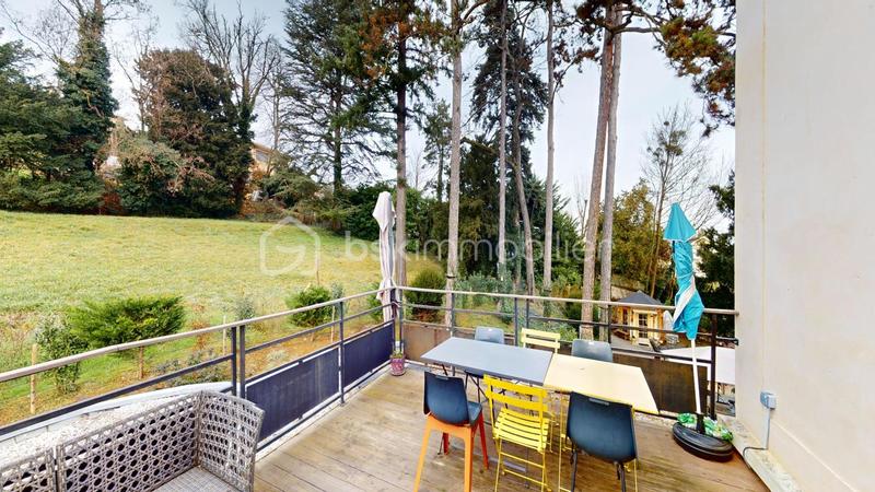 Duplex - 115 m² - 5 pièces