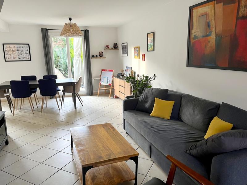 Maison traditionnelle - 102 m² - 6 pièces