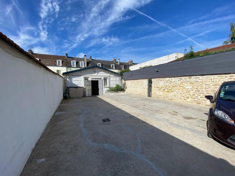 Immeuble - 229 m² - 12 pièces