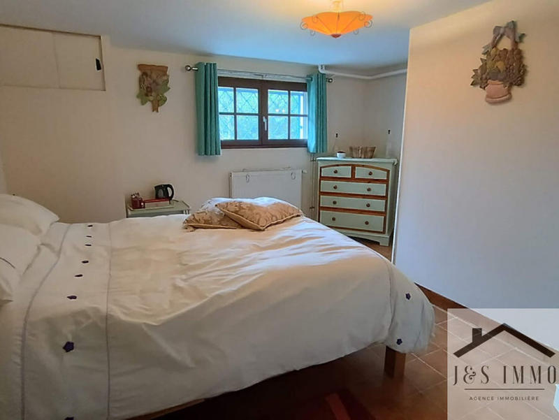 Maison - 158 m² - 7 pièces