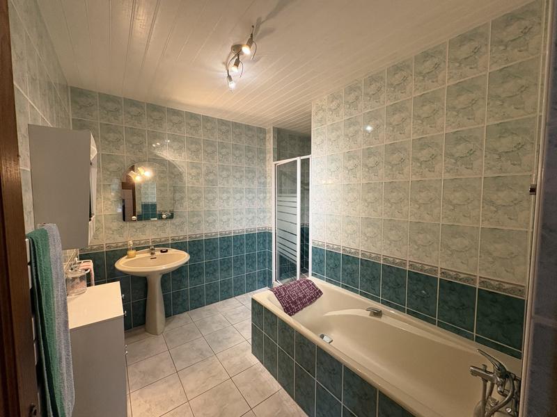 Maison - 92 m² - 4 pièces