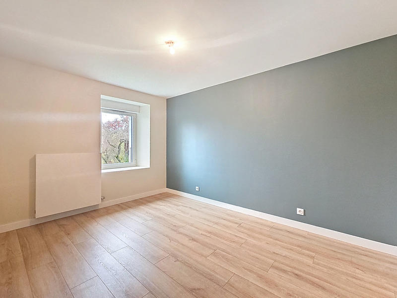 Maison - 200 m² - 7 pièces