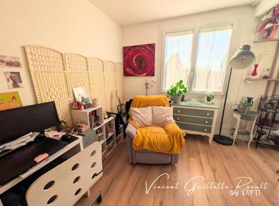 Appartement - 65 m² - 4 pièces