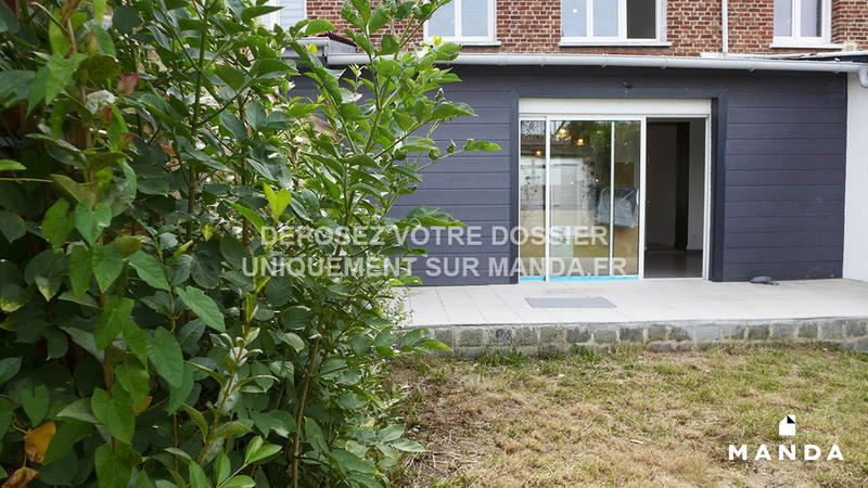 Chambre - 9 m² - 6 pièces