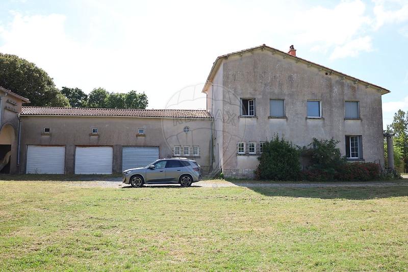 Maison - 200 m² - 7 pièces