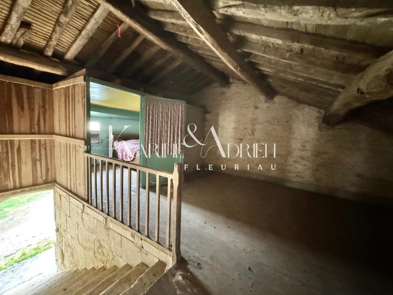 Maison - 284 m² - 4 pièces