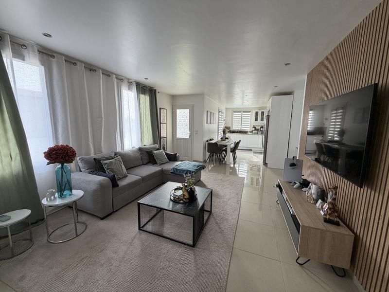 Maison - 82 m² - 4 pièces