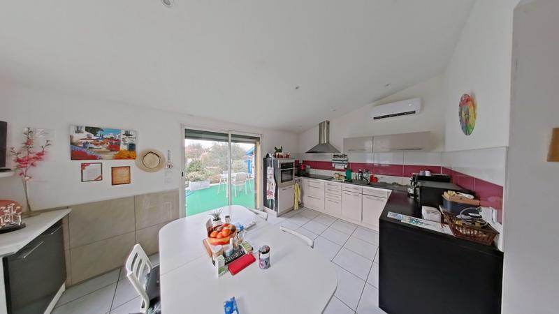 Maison - 106 m² - 4 pièces