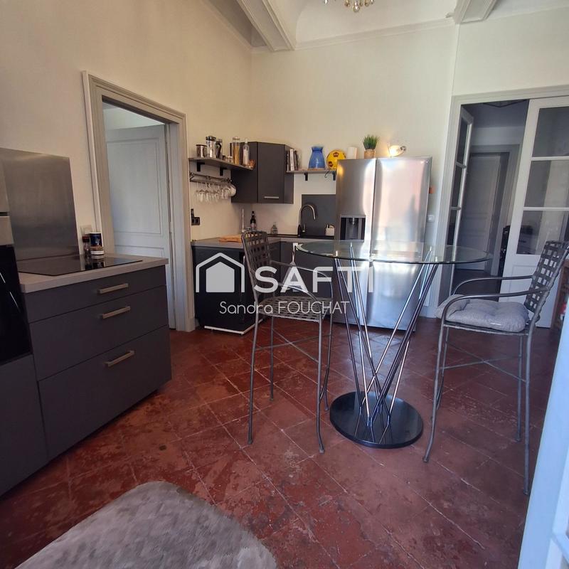 Appartement - 140 m² - 5 pièces