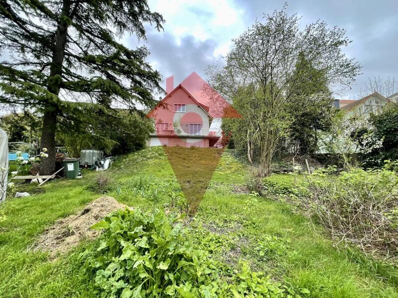 Pavillon - 158 m² - 8 pièces