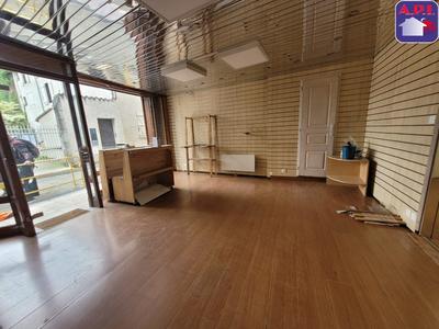 Local d'activités - 61 m² - 2 pièces