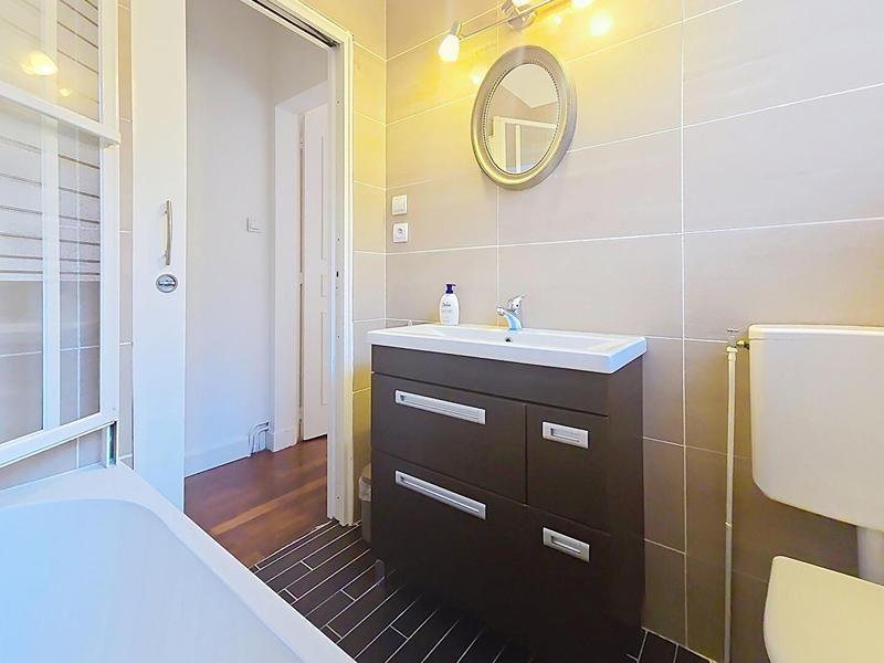 Appartement - 122 m² - 4 pièces