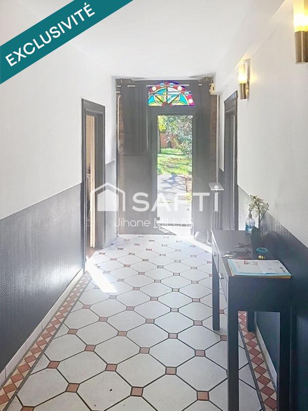 Maison - 301 m² - 11 pièces