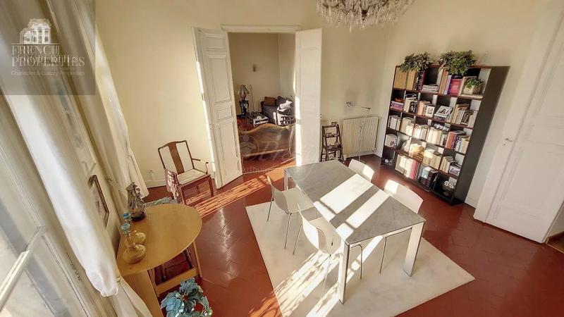 Appartement - 155 m² - 4 pièces