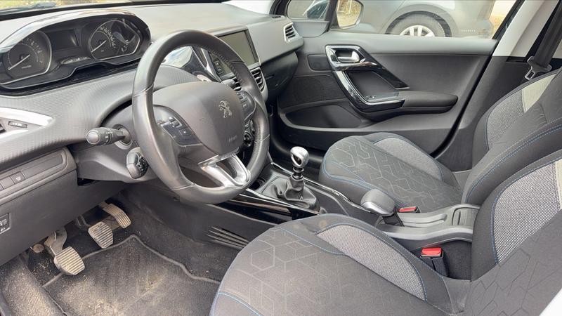 Peugeot 2008 1.2 Puretech 130 Signature