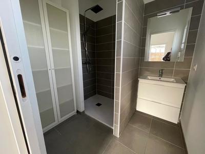 Villa - 90 m² - 4 pièces